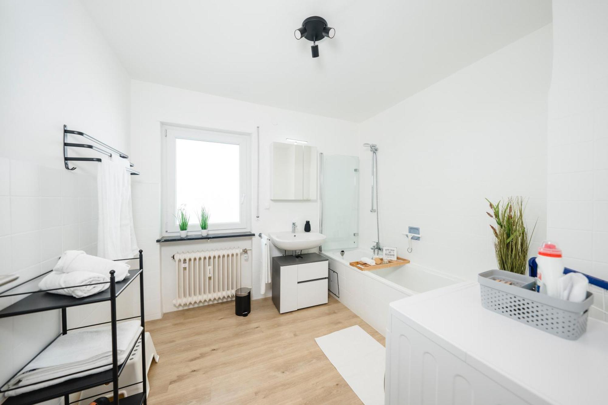 Stadtrand Oase Karlsruhe Mit Balkon Eksteriør billede