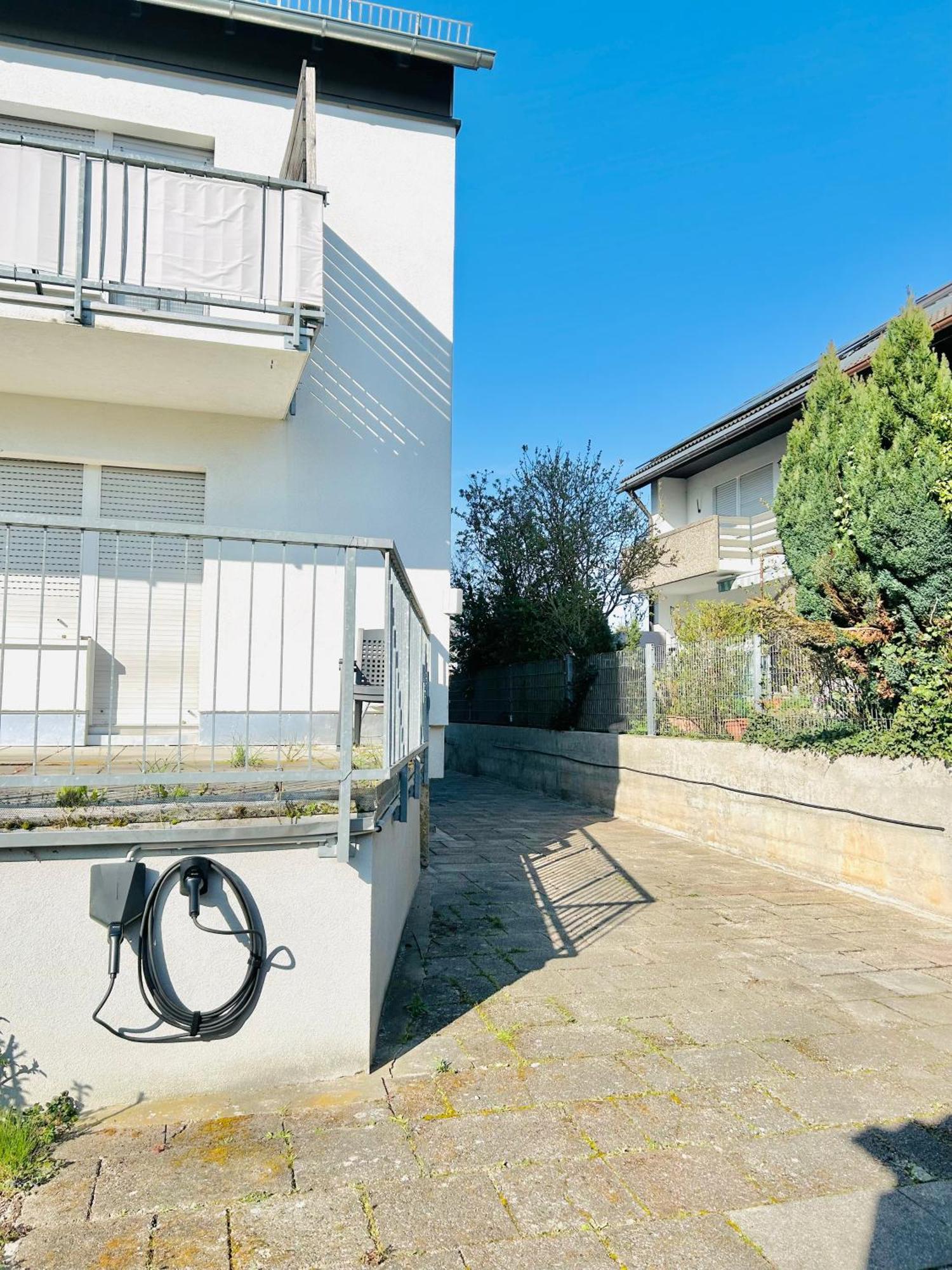 Stadtrand Oase Karlsruhe Mit Balkon Eksteriør billede